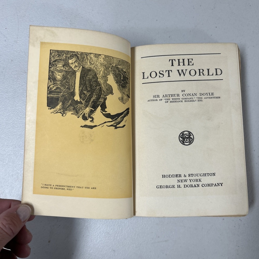 The Lost World A. Conan Doyle 1912 Hardcover A.L. Burt Company Adventure Novel